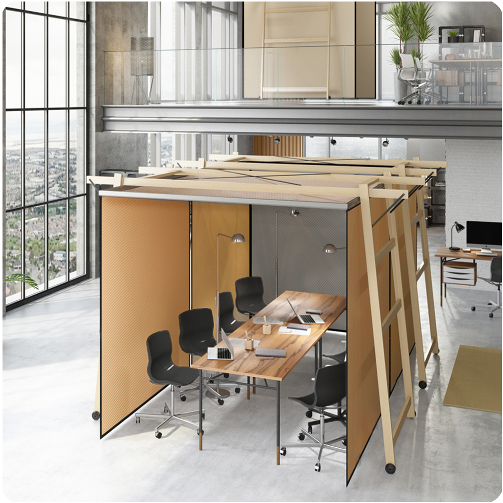 Zwei SKYROOM OFFICE Pods mit orangefarbenen Stoffwänden um einen Besprechungstisch