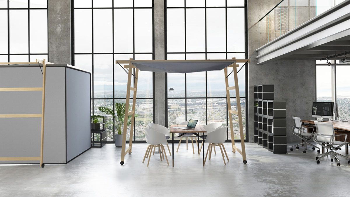 SKYROOM OFFICE mit allen Seiten hochgeklappt als Baldachin über einem Besprechungstisch